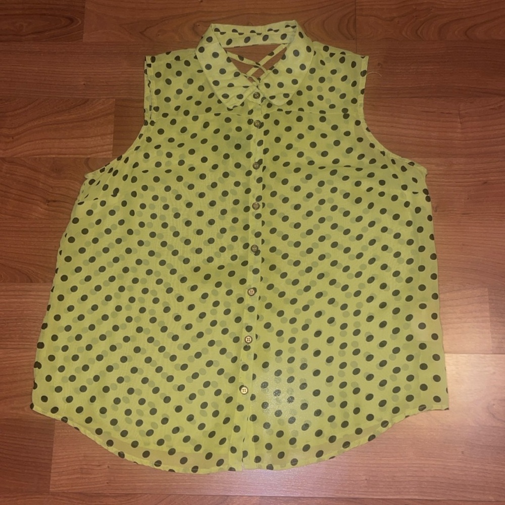 Sleeveless Top